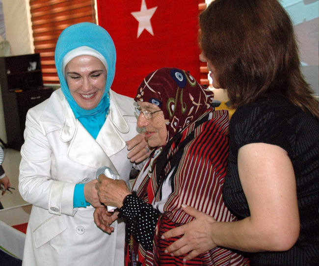 emineerdogan4.jpg