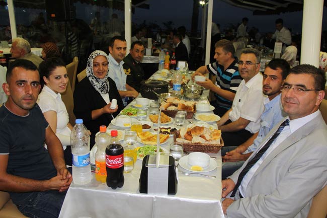 iftar2.20120815235538.jpg