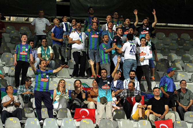 rizespor2015taraftar.jpg