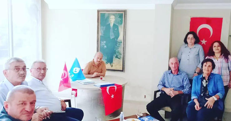 Pazar CHP'den Siyasi Partilere Ziyaret